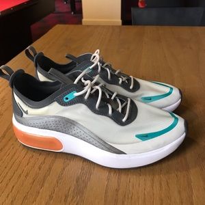 Nike Air Max Dia SE